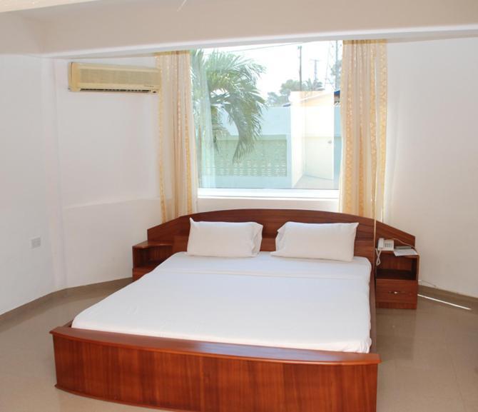 Hotel Obama Accra Room photo